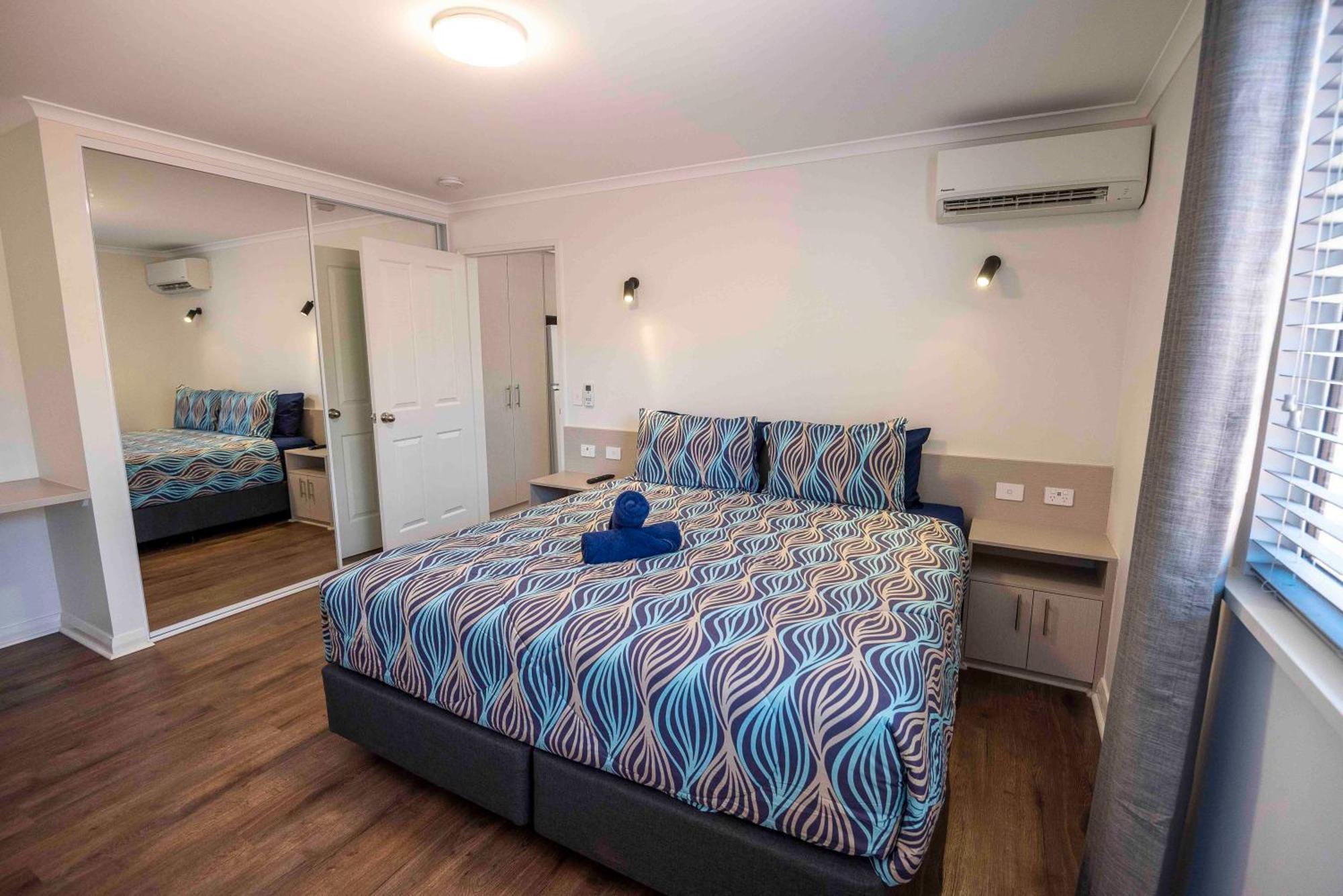 Hotel Tom Price Tourist Park Extérieur photo